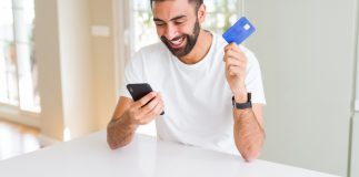 dカード 家族カードはおトクで便利！ メリットとデメリットを解説<span style='color:#999999;font-size:50%;'>　[PR]</span>