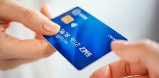 dカードの締め日は何日？ 引き落とし日に支払いができないときの対処法も解説<span style='color:#999999;font-size:50%;'>　[PR]</span>