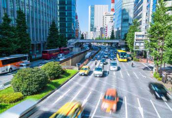 超小型電気自動車によるシェアリングサービス。東京都心を快適に移動！