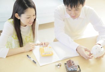 「むやみに貯金」はもったいない？効率的にお金を貯めるための4つのコツ