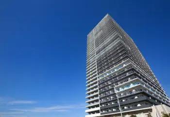 タワーマンションの固定資産税 1階と30階の差額はいくら？