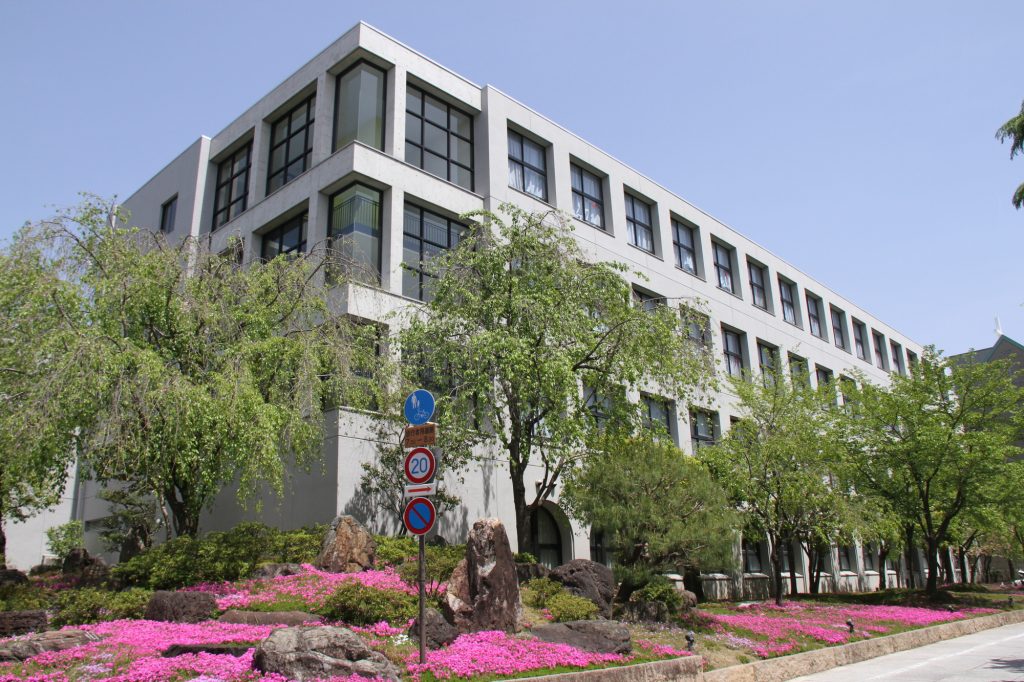 「中高一貫校」ってどうなの？公立と私立を比較してみた ファイナンシャルフィールド