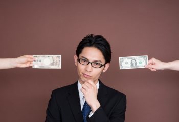 国内の金融商品は金利がつかないから外貨建ての投資をしたい。そんなとき目にする「為替ヘッジ」って何？