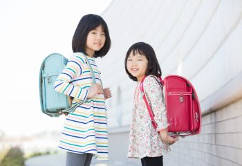 『ラン活』って！？幼稚園の年長さんからではもう遅い！年中さんから始めるランドセル積立。