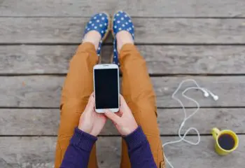 在宅勤務が増えたので、自宅のWi-Fiと“格安SIMのデータ容量”を見直したところ、通信費の合計が「月8000円台」に収まりました。テレワーク中心の働き方なら、どのくらいのギガ数を目安にすると“ムダなく”使えるのでしょうか？