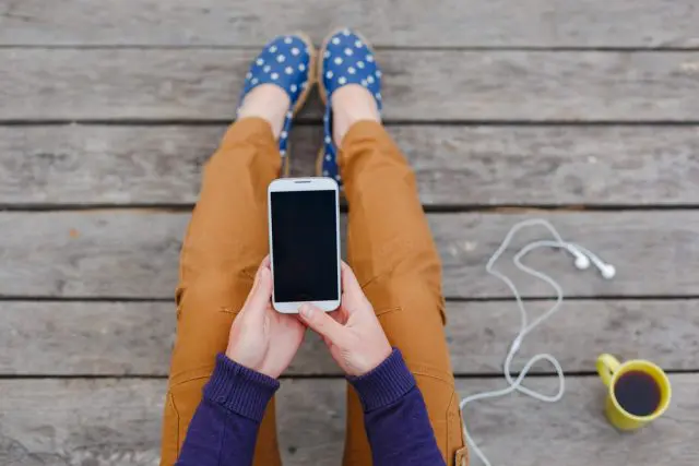 在宅勤務が増えたので、自宅のWi-Fiと“格安SIMのデータ容量”を見直したところ、通信費の合計が「月8000円台」に収まりました。テレワーク中心の働き方なら、どのくらいのギガ数を目安にすると“ムダなく”使えるのでしょうか？