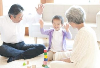 可愛いけど要注意？ 孫と祖父母とお金の話