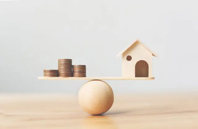 【住宅ローンの金利】借入金3000万・借入期間30年。2%の金利の違いが返済額をどれだけ変えるのか
