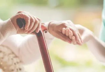 97才の父を自宅で介護。体験者が教える、いざという時に役立つ介護保険の知識