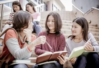 2020年度からセンター試験は「大学入試共通テスト」へ。英語の試験や検定料はどう変わる？
