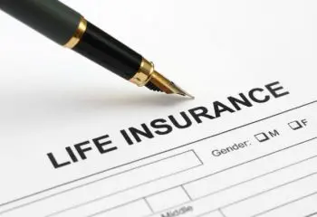 生命保険の払込保険料の平均は年間約20万円！6割の人が保険料の高さに不満も。