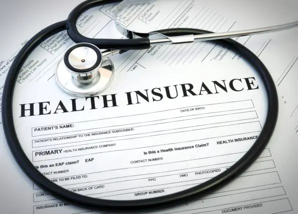 海外で診療を受けたとき、健康保険から給付はされるの？
