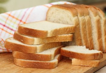 食パンを毎日食べる人はどれくらいいるの？人気のトッピングは？食パン好きが多い地方は？
