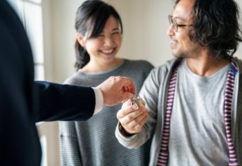 2019年の東京の転入超過数は8万人以上。転入超過は2011年8月から104ヶ月も続いている