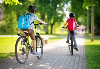 東京都でも自転車利用者等の保険加入が義務化。その内容は？　罰則は？