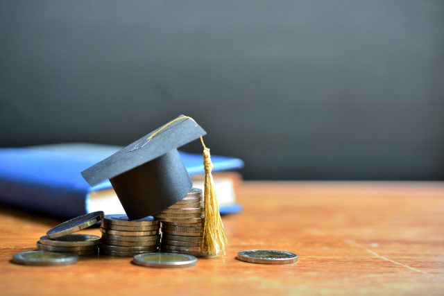 給付型の奨学金が利用できない場合、どんな奨学金が利用できる？