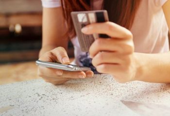 LINE Payへのチャージ方法は何種類？ チャージ方法や注意点を解説