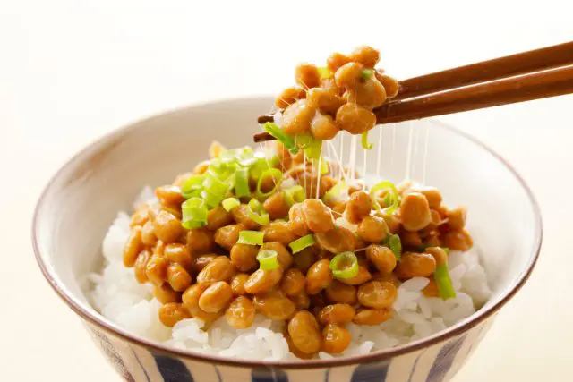 7月10日は「納豆の日」約9割の医師が健康のために納豆を食べている？