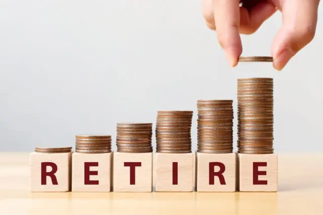 退職金は「一括」か「分割」か。あなたにあった受け取り方とは？