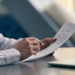 ã¬ã¤ã¯ã§å¯©æ»ãåããéã®å¿è¦æ¸é¡ãç¢ºèªãã¦ããã [PR]