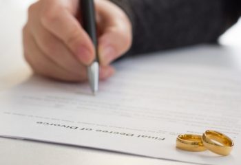 東日本大震災から10年。震災前後の仙台市での出産や結婚、離婚の数の変化は