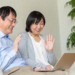 年金受給者の親を扶養に入れることは可能? メリットやデメリットは?