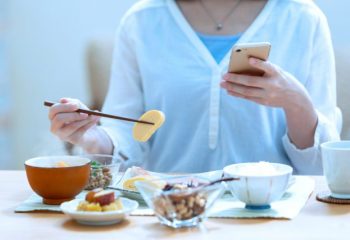 一人暮らしの食費、平均額はどれくらい？