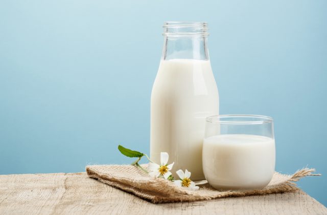 牛乳を毎日飲む人はどれくらいいる？人気のメーカーは？