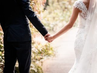 この数年で結婚意識が高まった人がおよそ半数！結婚式の予算はいくら？