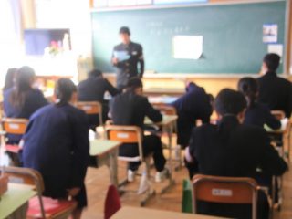 学生納付特例制度は、収入がある場合でも利用可能？ FPが解説