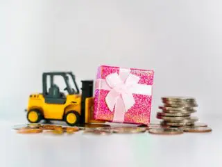 「暦年贈与」で節税対策するメリットとデメリットは？