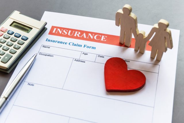 みんなはどんな保険に入っている？ 死亡保険金額や年間払込保険料の平均は？