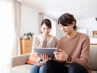 30代夫婦は教育費を毎月いくら貯金してる？