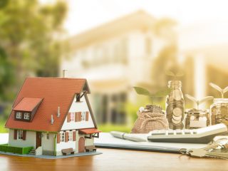 固定金利と変動金利、自分にはどのタイプの住宅ローンがあっているの？
