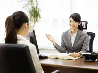 公認会計士の平均年収はどれくらい？ 業種や年齢によって変わるのか？