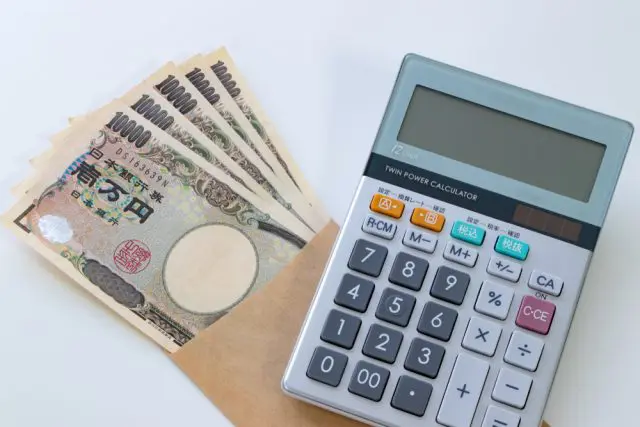 月収30万円の生活レベル。手取りはいくらになる？