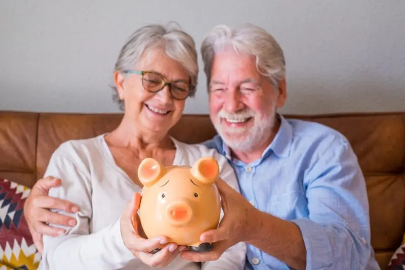 老後破産をしないために、60歳までにどれくらい資金を貯めておくべき？
