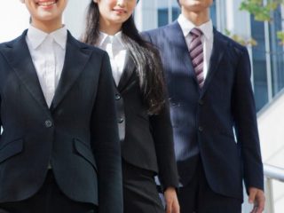 新社会人の初任給はいくら？ 覚えておきたいお金の常識