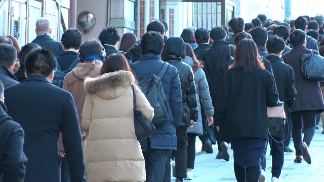東京都在住40代の年収の中央値はどのくらい？