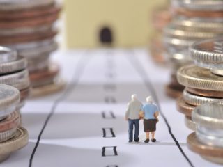 年金制度の概要を理解しよう 将来のために支払う年金保険料と、受け取れる年金について解説