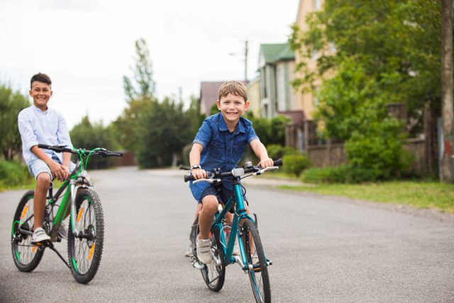 4月から小学1年生の子供に 自転車保険 はかけておくべき ファイナンシャルフィールド