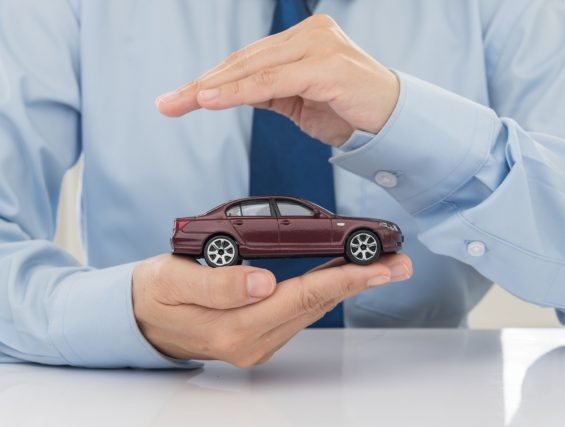 自動車保険はどうやって選べばいい？ 保険料をおさえるためのポイントは？