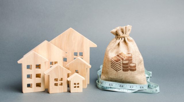 住宅ローンは「固定金利」と「変動金利」のどちらを選ぶべき？それぞれのメリットとデメリットも紹介