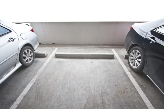時間貸駐車場を利用する場合はいくらかかる？ 駐車場選択のポイントは？