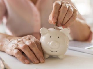 老後資金はどれくらい必要？おすすめの貯め方を紹介！