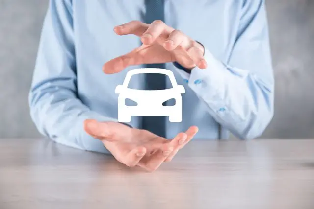 自動車保険を安くするために「車両保険」を外すべき？  外すタイミングを解説