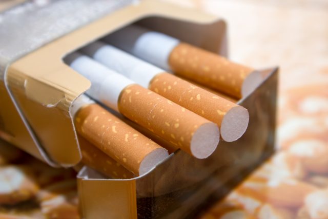 【意外と知らない！】「加熱式たばこ」は10月で税率引き上げ完了。どれくらい値上がりしたの？