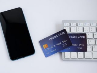 18歳がクレジットカードを作るなら、どんなことに注意すればよい？