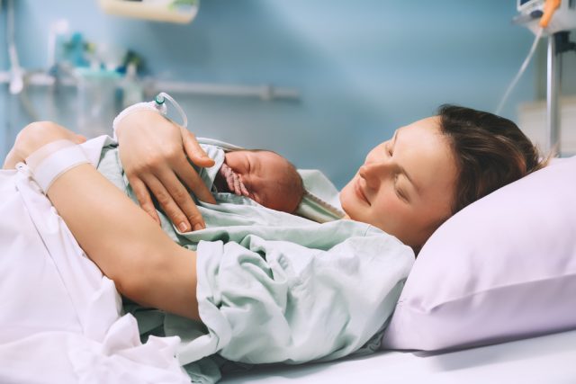 出産前に知っておきたい！ 出産に関する健康保険の給付はどんなものがある？