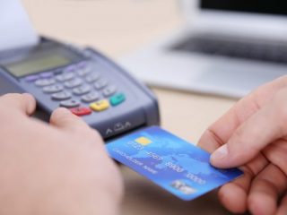 年金受給者でもクレジットカードは作れる？ 実際のところどうなの？